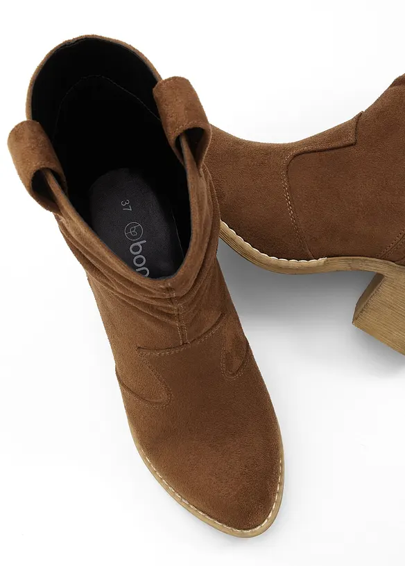 Kovbojsk&aacute; kotn&iacute;kov&aacute; obuv s nařasen&iacute;m, bonprix