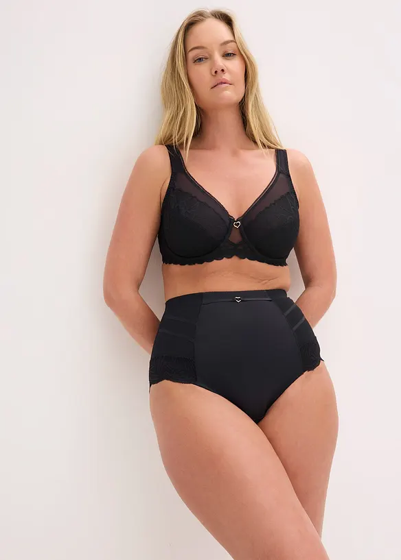 Stahovac&iacute; kalhotky s krajkou, středn&iacute; tvaruj&iacute;c&iacute; efekt, bonprix
