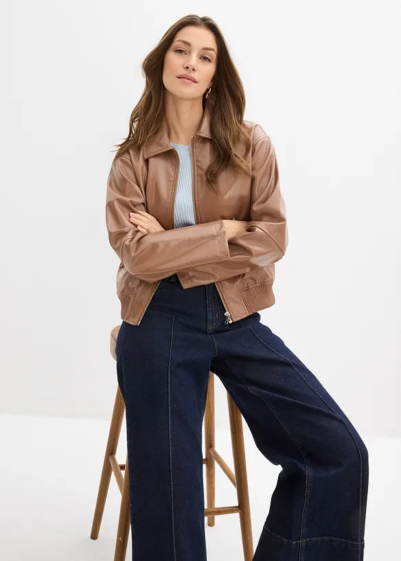 Kr&aacute;tk&aacute; bunda z uměl&eacute; kůže, bonprix