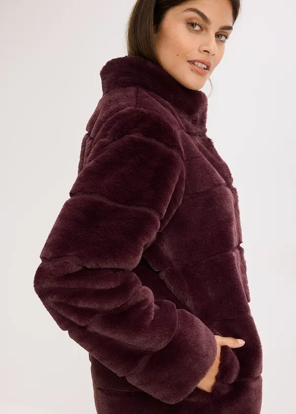 Kab&aacute;t z uměl&eacute; kože&scaron;iny, bonprix