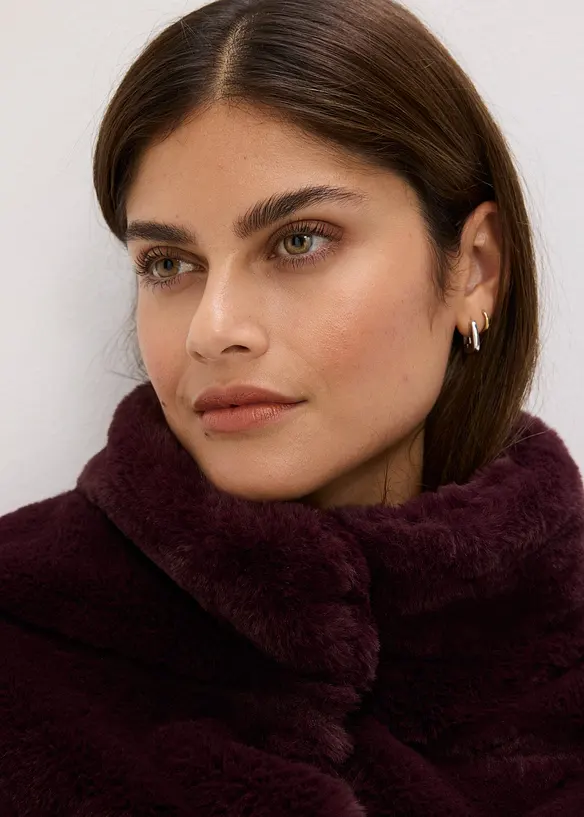 Kab&aacute;t z uměl&eacute; kože&scaron;iny, bonprix