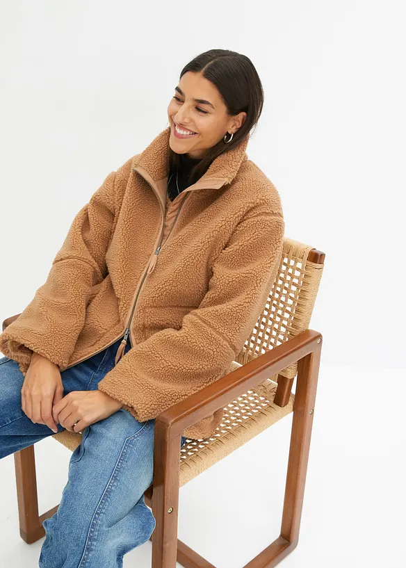 Bunda z medv&iacute;dkov&eacute;ho fl&iacute;su, s pod&scaron;&iacute;vkou, bonprix