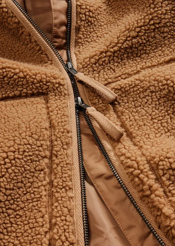 Bunda z medv&iacute;dkov&eacute;ho fl&iacute;su, s pod&scaron;&iacute;vkou, bonprix