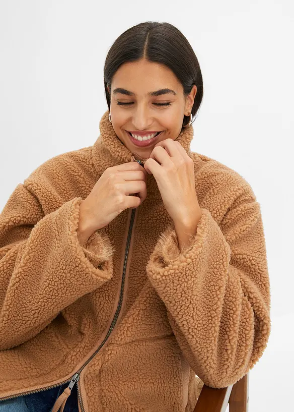 Bunda z medv&iacute;dkov&eacute;ho fl&iacute;su, s pod&scaron;&iacute;vkou, bonprix