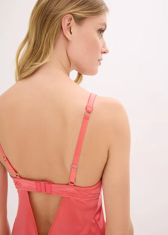 Babydoll z leskl&eacute;ho materi&aacute;lu a s třpytivou květinovou v&yacute;&scaron;ivkou, bonprix