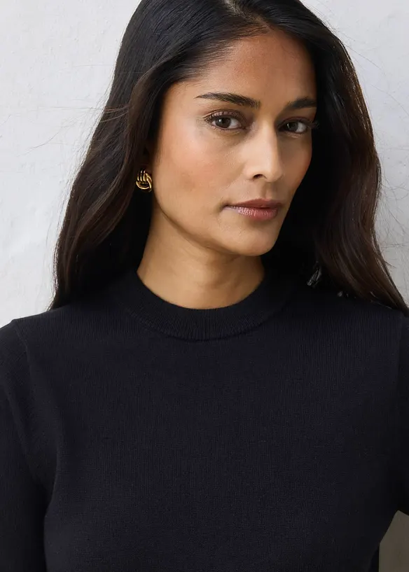 Svetr s pod&iacute;lem hedv&aacute;b&iacute;, bonprix