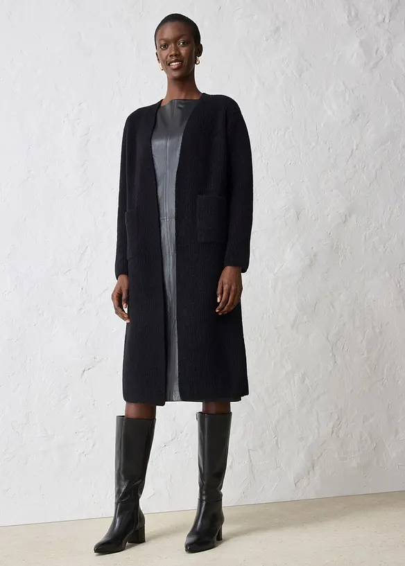 Pleten&yacute; kab&aacute;t s vlnou z alpaky, bonprix