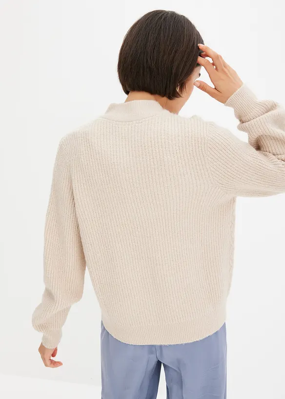 Pleten&yacute; kab&aacute;tek s cop&aacute;nkov&yacute;m vzorem, bonprix